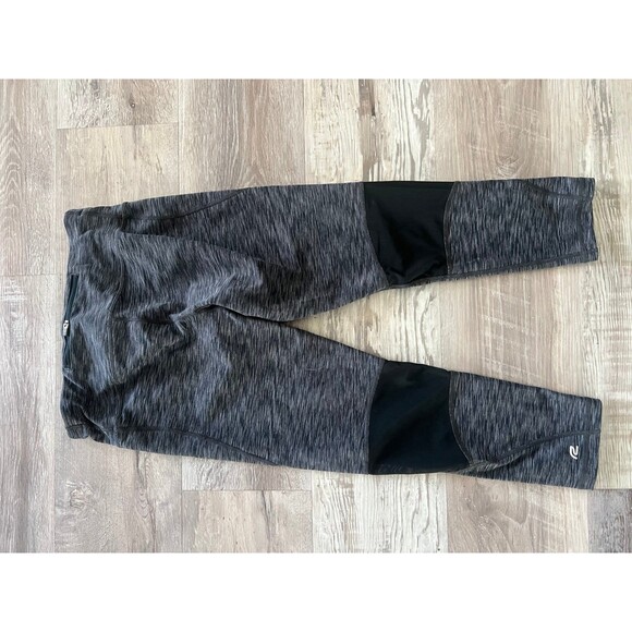 Women’s Road Runner Capri Crop leggings with mesh spandex pockets workout wear S - Picture 2 of 3